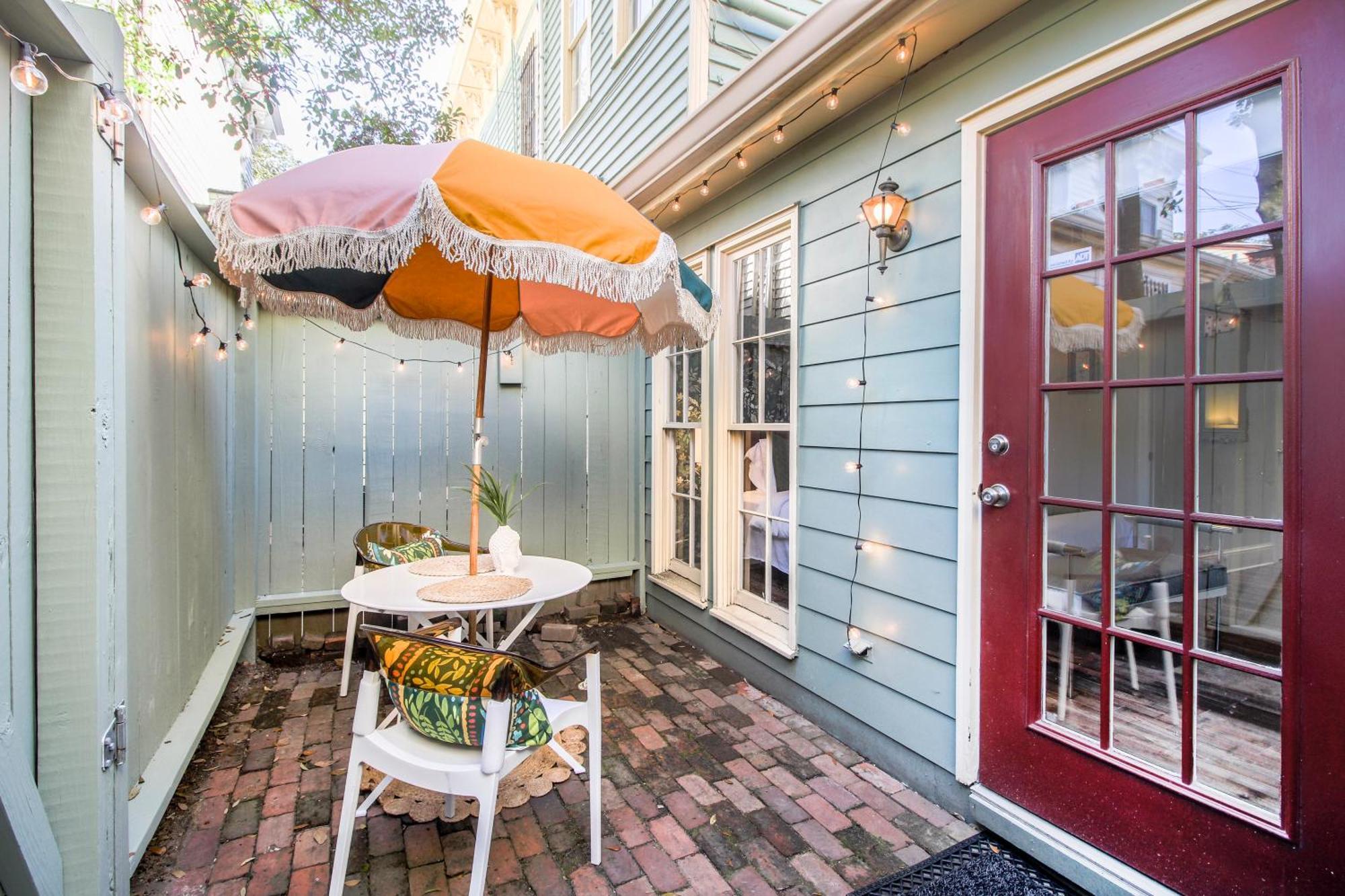 Apartamento Private Patio Retreat In Charming Downtown Savannah Exterior foto